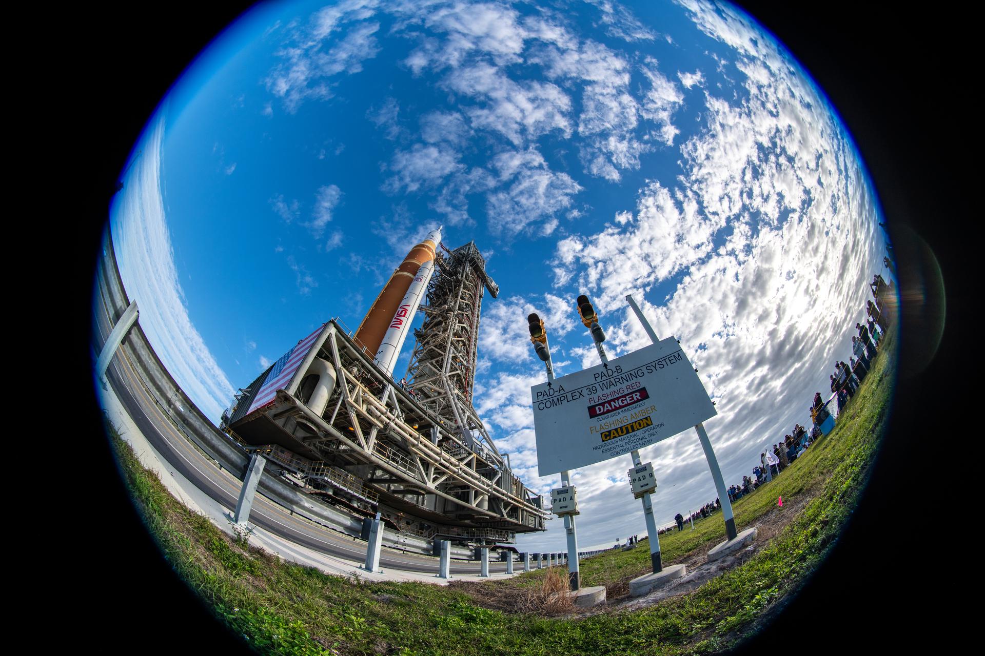 Artemis II Rollout