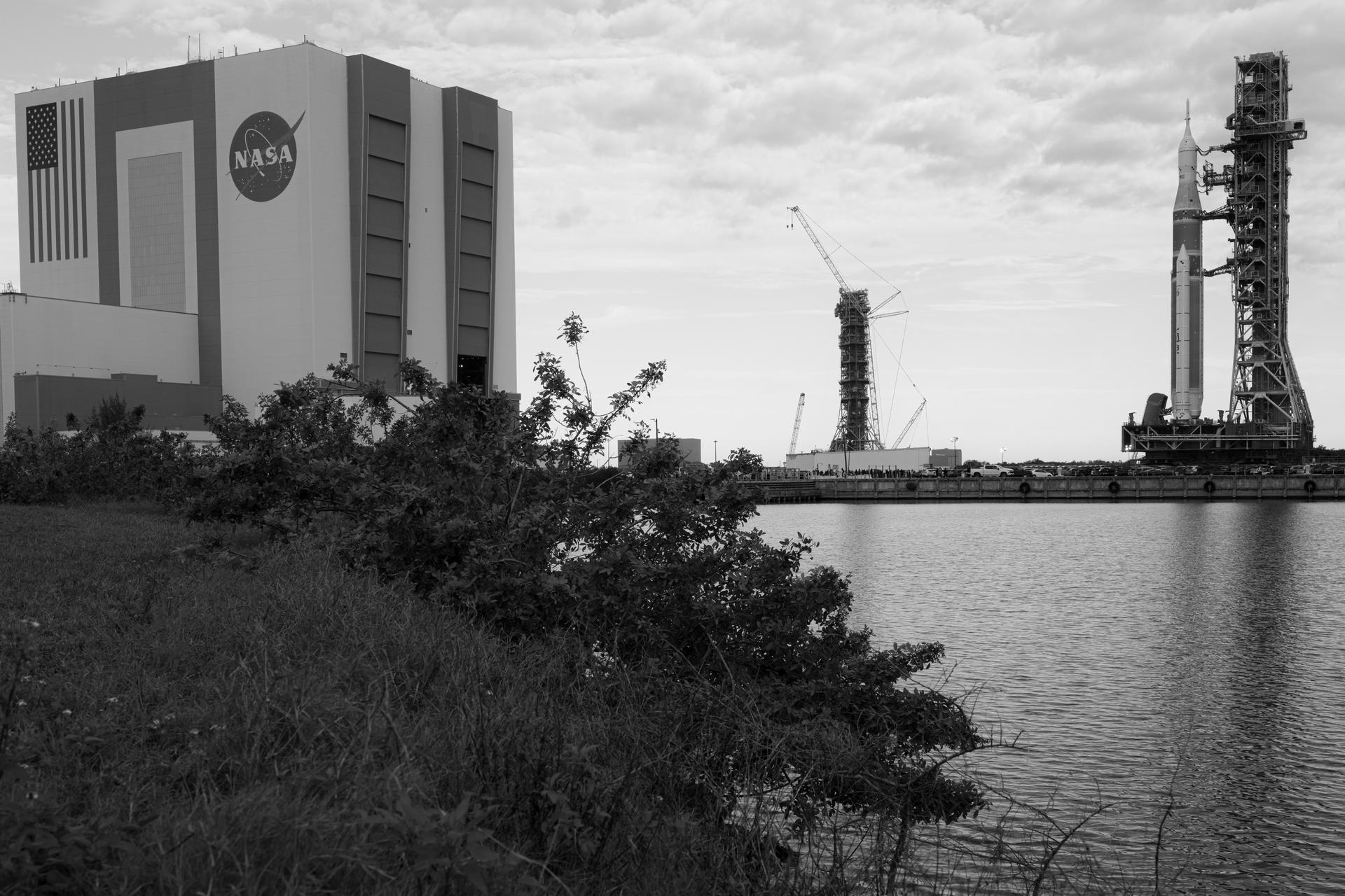 NASA’s Artemis II SLS (Space Launch System) rocket and Orion spacecraft roll out to Launch Complex 39B, Saturday, Jan. 17, 2026, at NASA’s Kennedy Space Center in Florida. Photo Credit: (NASA/John Kraus)