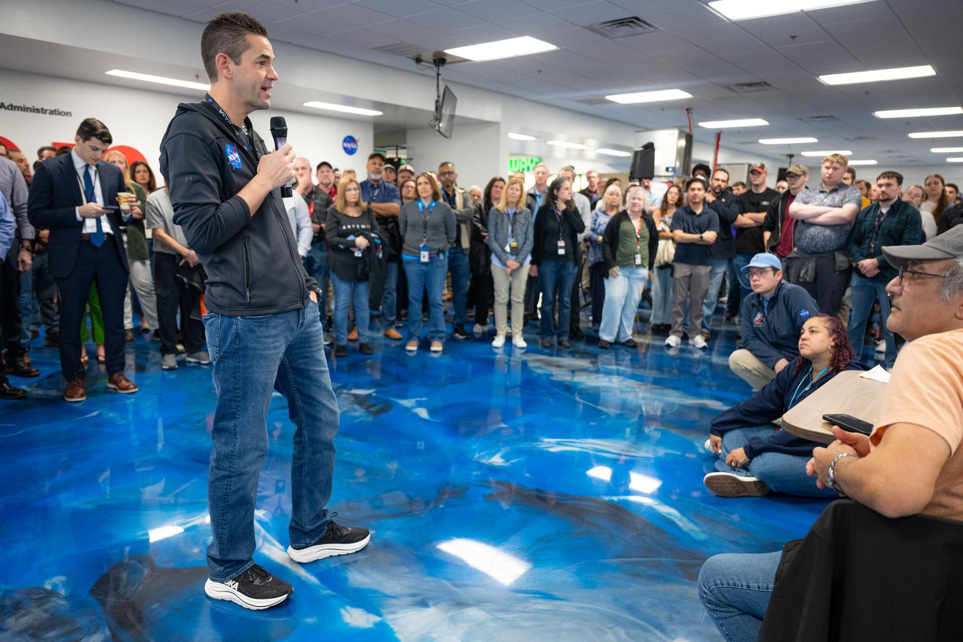 NASA Administrator Jared Isaacman, left, speaks during a workforce Q&A session, Thursday, Jan. 22, 2026, at NASA’s Kennedy Space Center in Florida. Photo Credit: (NASA/John Kraus)
