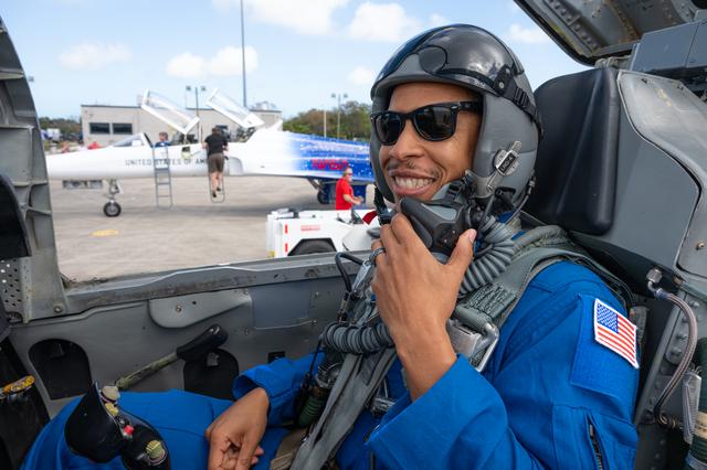NASA image: Employee Flight with Administrator Isaacman's F-5 Aircraft
