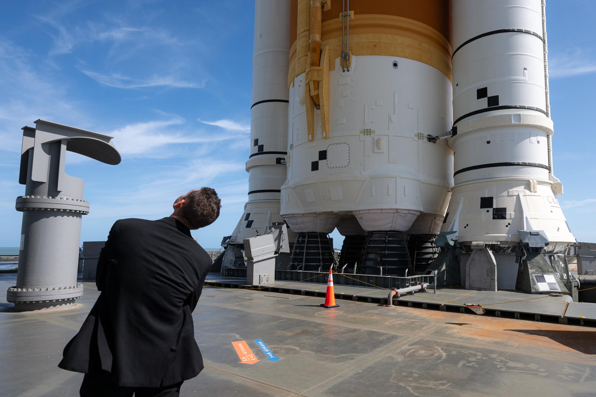 Administrator Isaacman Visits Launch Complex 39B