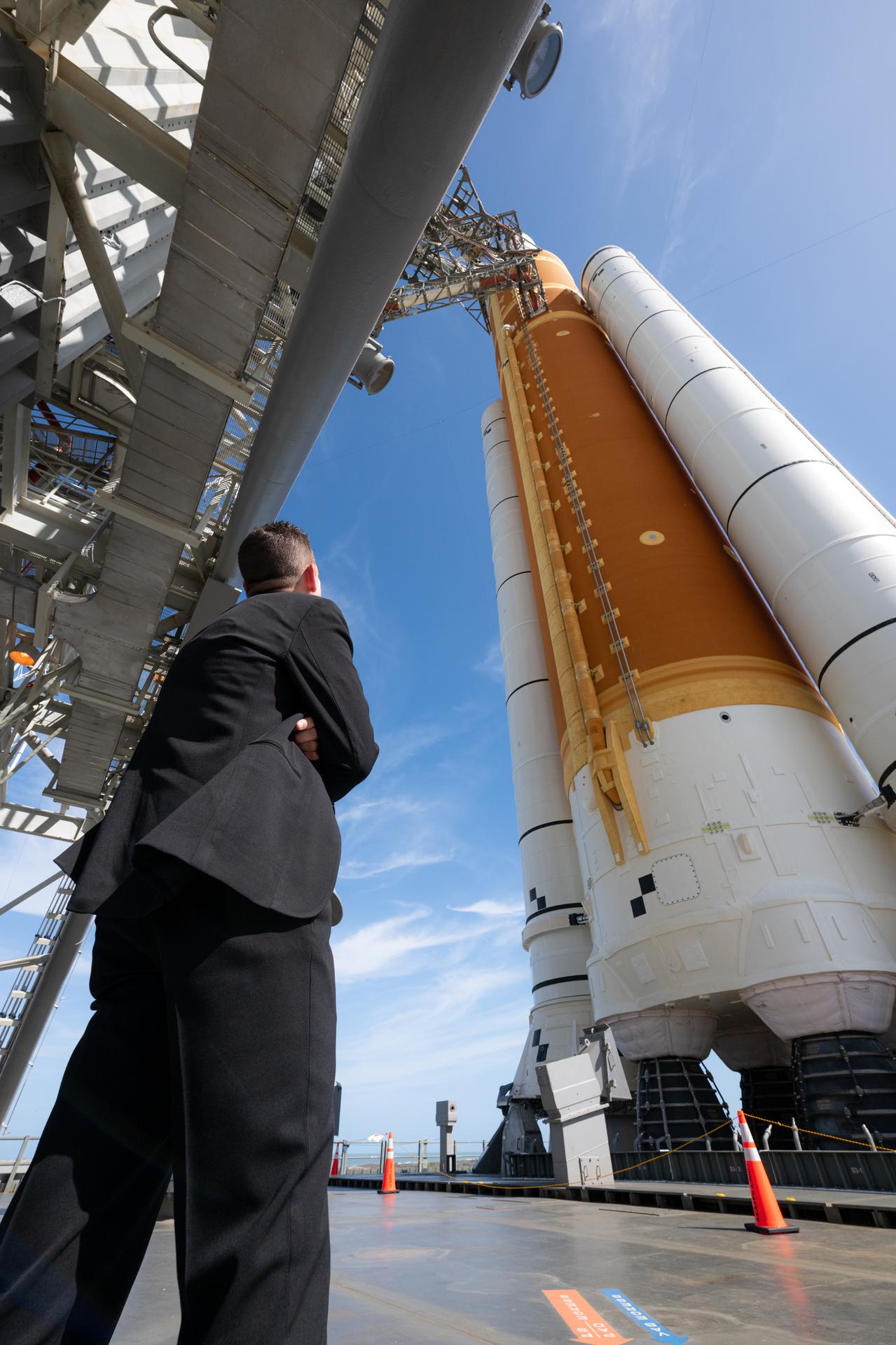 Administrator Isaacman Visits Launch Complex 39B