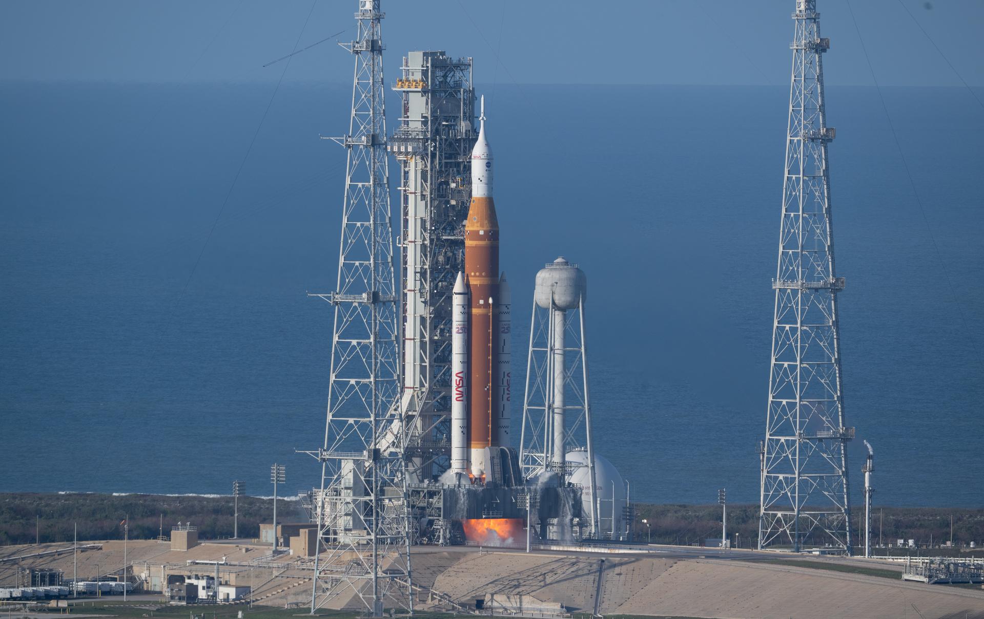 NASA’s Space Launch System rocket carrying the Orion spacecraft with NASA astronauts Reid Wiseman, commander; Victor Glover, pilot; Christina Koch, mission specialist; and CSA (Canadian Space Agency) astronaut Jeremy Hansen, mission specialist onboard launches on the Artemis II mission, Wednesday, April 1, 2026, from Launch Complex 39B at NASA’s Kennedy Space Center in Florida. NASA’s Artemis II mission will take Wiseman, Glover, Koch, and Hansen on a 10-day journey around the Moon and back aboard their Orion spacecraft. The quartet launched at 6:35 p.m. EDT, from Launch Complex 39B at the Kennedy Space Center. Photo Credit: (NASA/Joel Kowsky)
