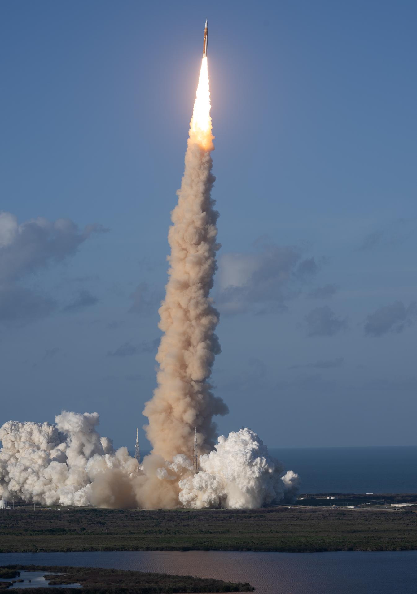 NASA’s Space Launch System rocket carrying the Orion spacecraft with NASA astronauts Reid Wiseman, commander; Victor Glover, pilot; Christina Koch, mission specialist; and CSA (Canadian Space Agency) astronaut Jeremy Hansen, mission specialist onboard launches on the Artemis II mission, Wednesday, April 1, 2026, from Launch Complex 39B at NASA’s Kennedy Space Center in Florida. NASA’s Artemis II mission will take Wiseman, Glover, Koch, and Hansen on a 10-day journey around the Moon and back aboard their Orion spacecraft. The quartet launched at 6:35 p.m. EDT, from Launch Complex 39B at the Kennedy Space Center. Photo Credit: (NASA/Joel Kowsky)
