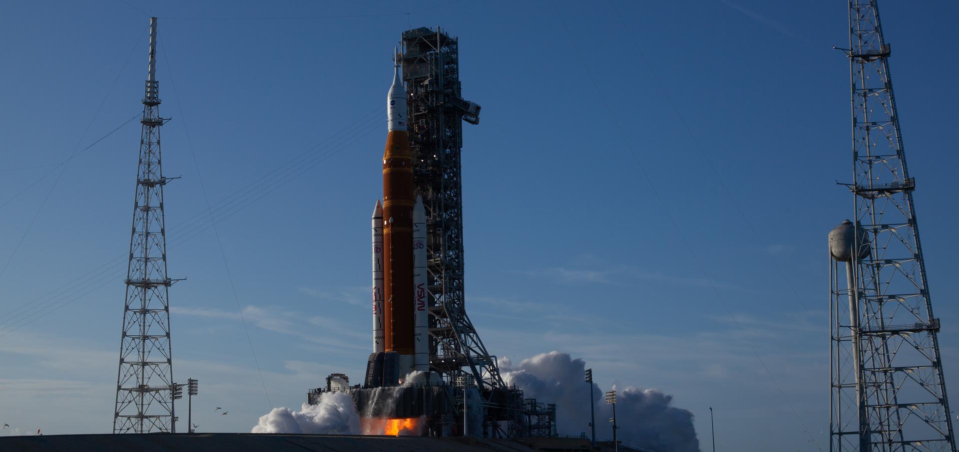 NASA’s Space Launch System rocket carrying the Orion spacecraft with NASA astronauts Reid Wiseman, commander; Victor Glover, pilot; Christina Koch, mission specialist; and CSA (Canadian Space Agency) astronaut Jeremy Hansen, mission specialist onboard launches on the Artemis II mission, Wednesday, April 1, 2026, from Launch Complex 39B at NASA’s Kennedy Space Center in Florida. NASA’s Artemis II mission will take Wiseman, Glover, Koch, and Hansen on a 10-day journey around the Moon and back aboard their Orion spacecraft. The quartet launched at 6:35 p.m. EDT, from Launch Complex 39B at the Kennedy Space Center. Photo Credit: (NASA/Aubrey Gemignani)