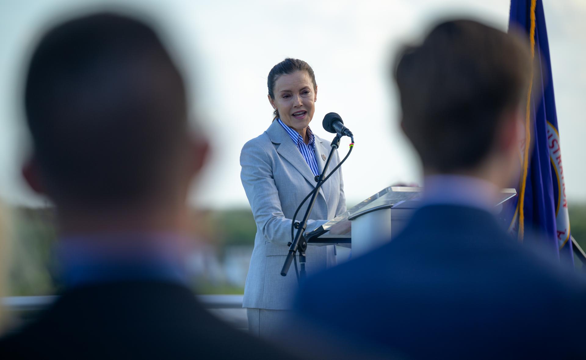 Lisa Campbell, President of CSA (Canadian Space Agency) gives remarks to guest ahead of the launch of NASA’s Space Launch System rocket carrying the Orion spacecraft with NASA astronauts Reid Wiseman, commander; Victor Glover, pilot; Christina Koch, mission specialist; and CSA (Canadian Space Agency) astronaut Jeremy Hansen, mission specialist on NASA’s Artemis II mission, Wednesday, April 1, 2026, from Operations and Support Building II at NASA’s Kennedy Space Center in Florida. NASA’s Artemis II mission will take Wiseman, Glover, Koch, and Hansen on a 10-day journey around the Moon and back aboard SLS rocket and Orion spacecraft which launched at 6:35pm EDT from Launch Complex 39B. Photo Credit: (NASA/Bill Ingalls)