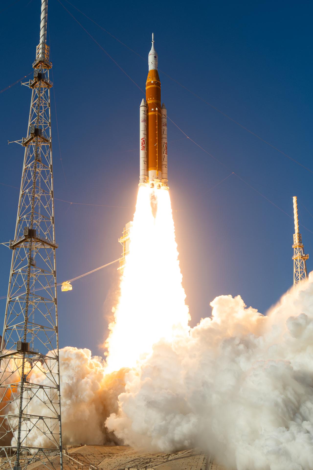 NASA’s Space Launch System (SLS) rocket and Orion spacecraft launch on the Artemis II test flight, Wednesday, Apr. 1, 2026, from Launch Complex 39B at NASA’s Kennedy Space Center in Florida. Commander Reid Wiseman, Pilot Victor Glover, and Mission Specialist Christina Koch from NASA, and Mission Specialist Jeremy Hansen from the CSA (Canadian Space Agency), will fly around the Moon and back to Earth during their approximately 10-day mission. Liftoff from Launch Complex 39B occurred at 6:35 p.m. EDT. Photo Credit: (NASA/John Kraus)