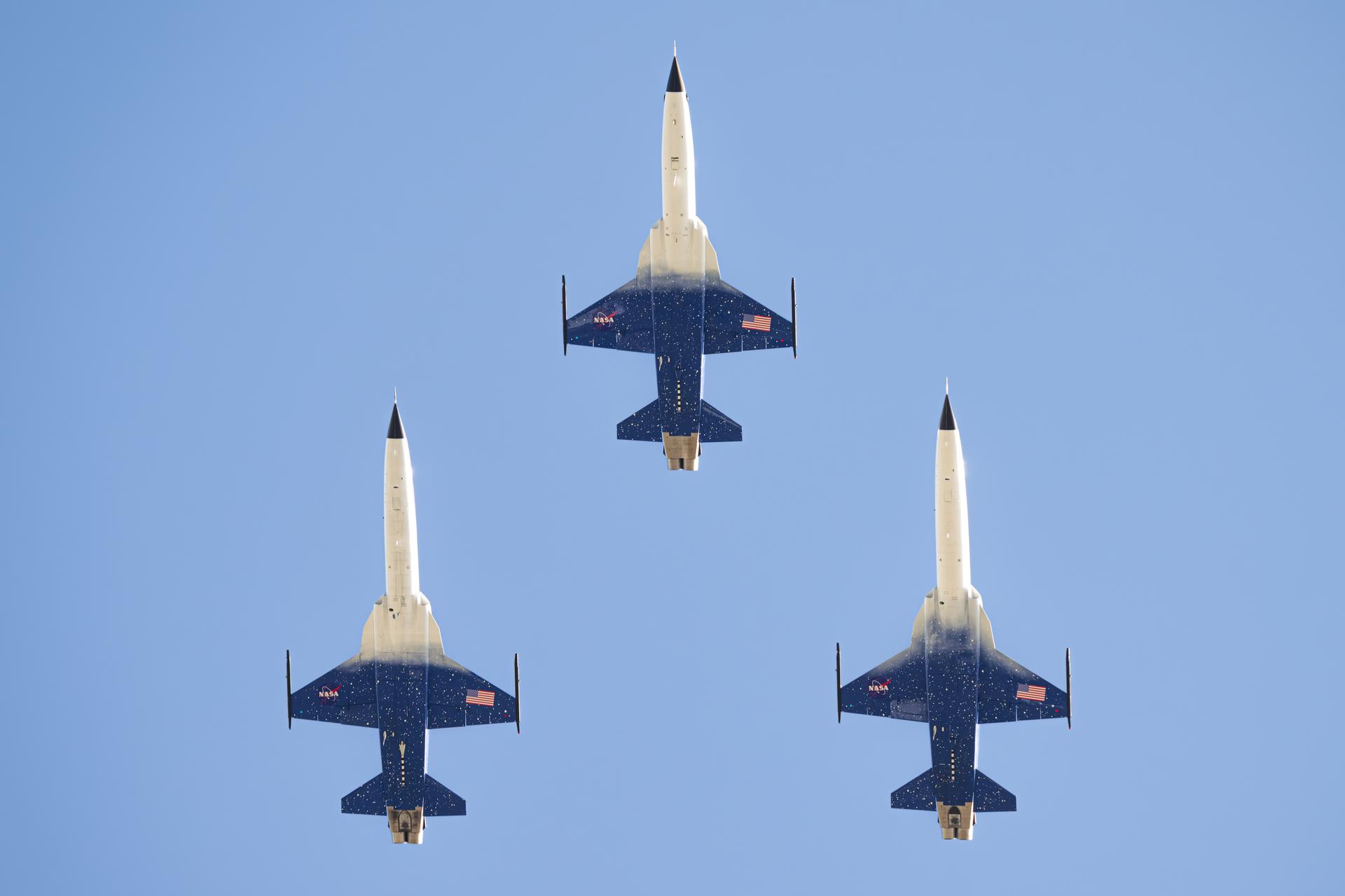 NASA Administrator Jared Isaacman participates in a formation flight with his F-5 aircraft during an air show performance at the SUN ’n FUN Aerospace Expo, Wednesday, Apr. 15, 2026, in Lakeland, Fla. Isaacman was joined by pilots Sean Gustafson, senior advisor to the administrator, and Jerry Kerby. Photo Credit: (NASA/John Kraus)