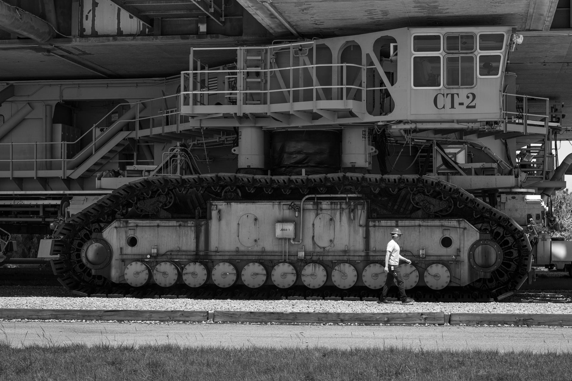 Mobile Launcher 1 is seen returning to the Vehicle Assembly Building, Thursday, Apr. 16, 2026, at NASA’s Kennedy Space Center in Florida. Photo Credit: (NASA/John Kraus)