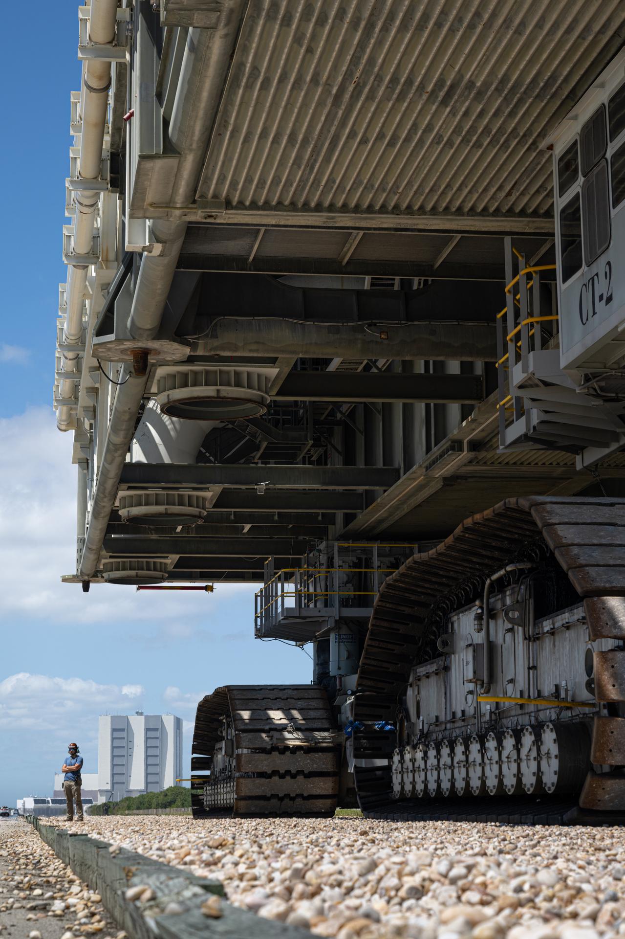 Mobile Launcher 1 is seen returning to the Vehicle Assembly Building, Thursday, Apr. 16, 2026, at NASA’s Kennedy Space Center in Florida. Photo Credit: (NASA/John Kraus)