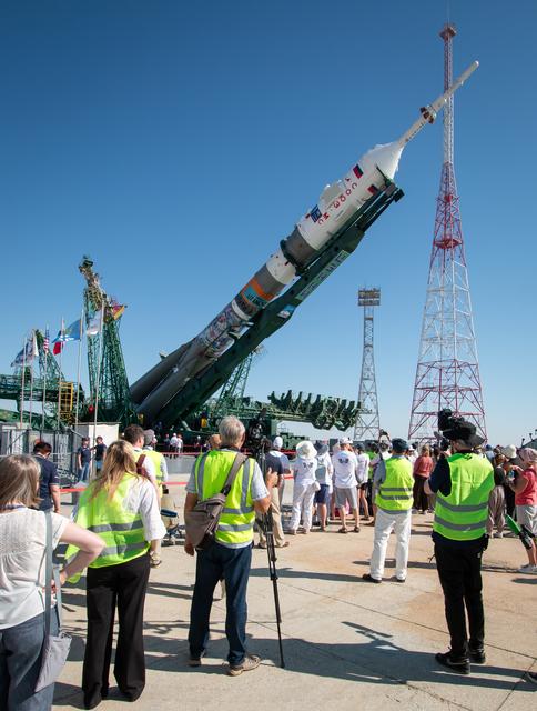 Expedition 75 Soyuz Rollout