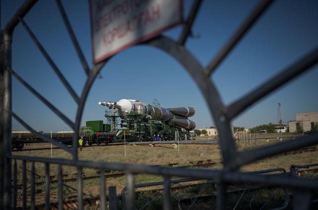 Expedition 75 Soyuz Rollout