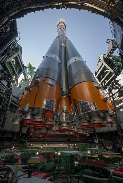 Expedition 75 Soyuz Rollout