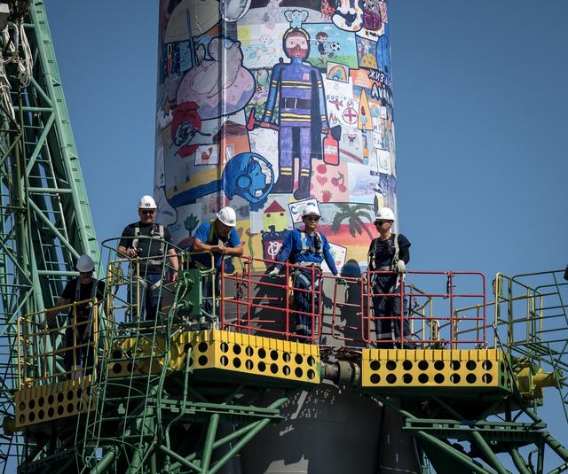 Expedition 75 Soyuz Rollout