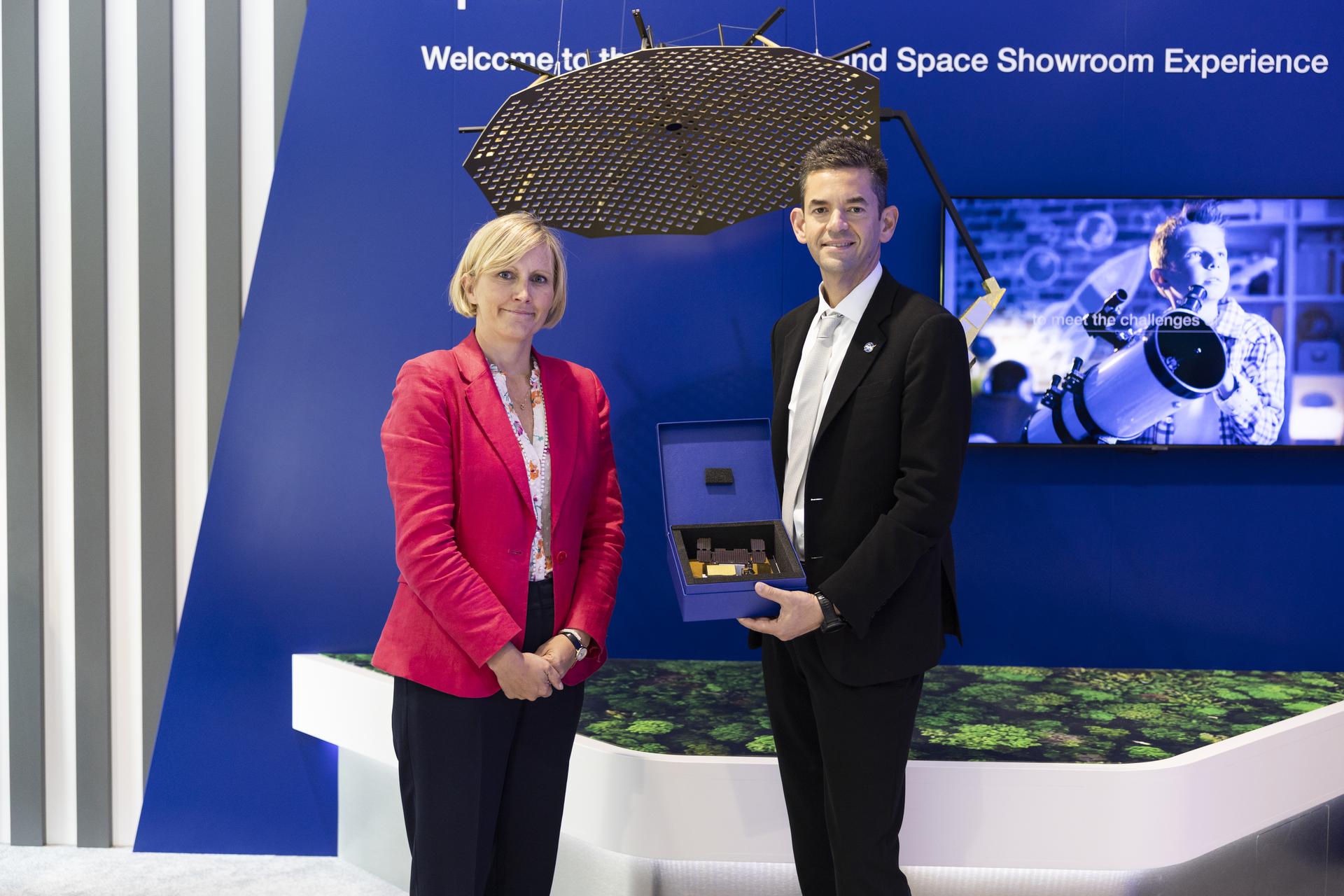 Jared Isaacman tours Airbus Defence and Space Facilities in Stevenage, United Kingdom, pictured with Kata Escott, UK Head of Airbus Defence and Space.
