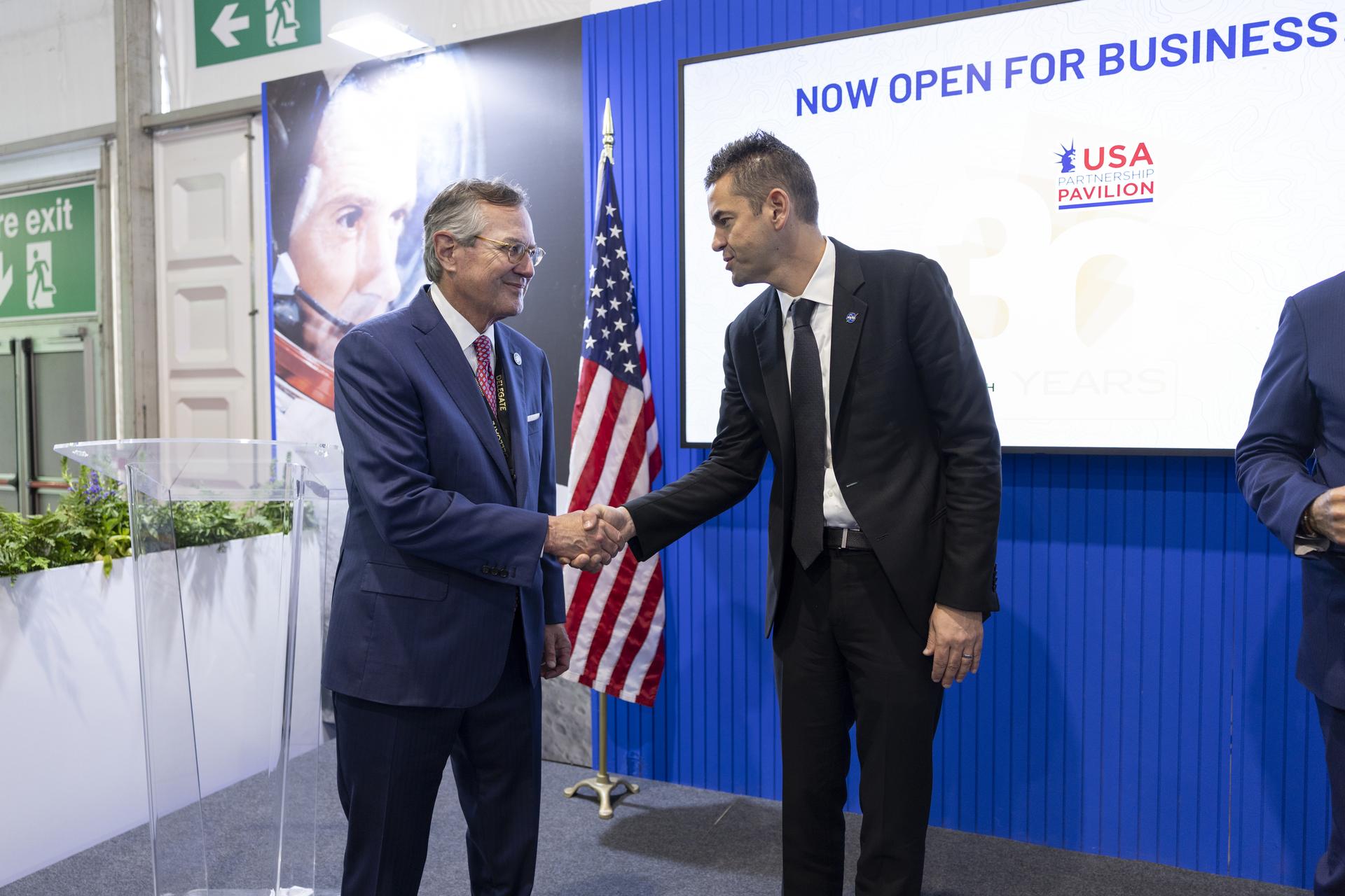Jared Isaacman at Farnborough International Airshow pictured with The Honorable Warren Stephens, United States Ambassador to the United Kingdom in Farnborough, UK.