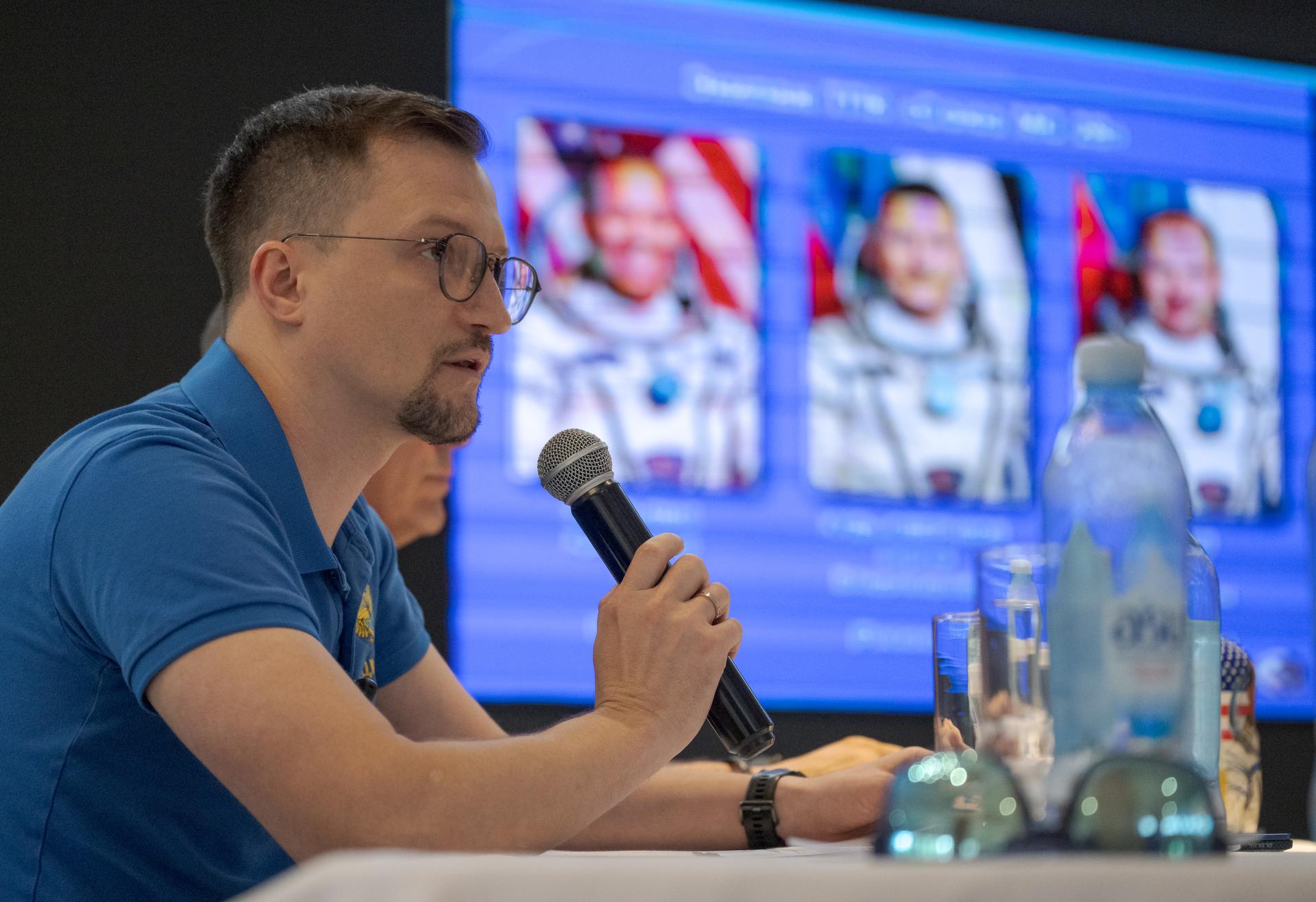 Head of the Search-and-Rescue Department of Rosaviatsiya (Russian Federal Agency for Air Transport) Andrey Aleksandrovich, speaks as NASA, Roscosmos, and Russian Search and Recovery Forces meet at the Cosmonaut Hotel in Karaganda, Kazakhstan, Saturday, July 25, 2026, to discuss the readiness for the landing of Expedition 74 NASA astronaut Chris Williams, and Roscosmos cosmonauts Sergey Kud-Sverchkov, and Sergei Mikaev. Photo Credit: (NASA/Bill Ingalls)