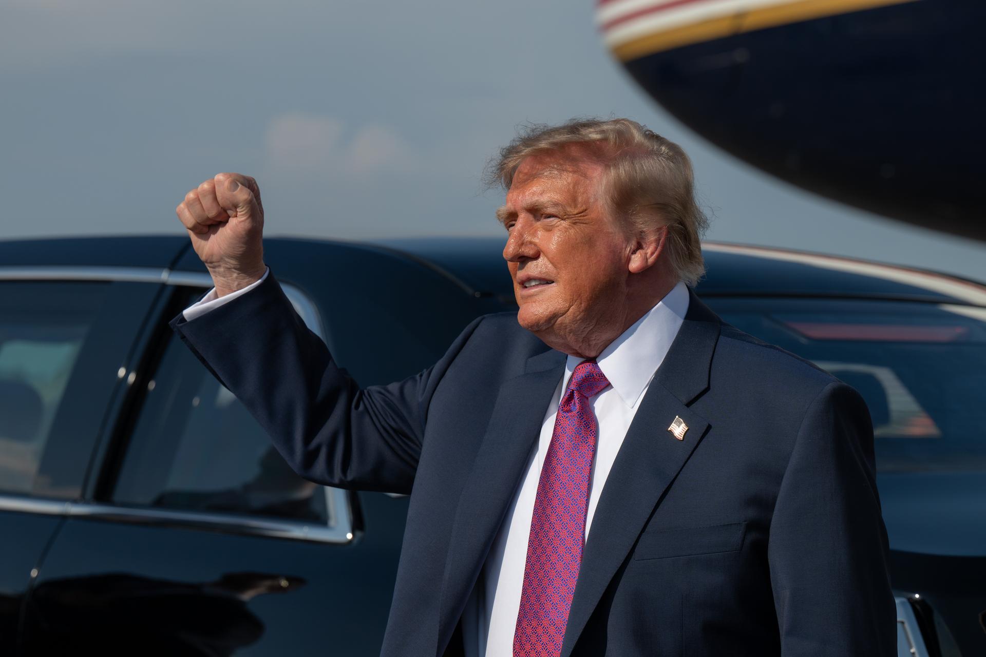 President Donald Trump is seen after disembarking Air Force One, Thursday, Aug. 27, 2026, at Ellington Field Joint Reserve Base in Houston, Texas. President Trump is visiting NASA’s Johnson Space Center to award the Congressional Space Medal of Honor to the Artemis II crew on Friday, Aug. 28. Photo Credit: (NASA/John Kraus)