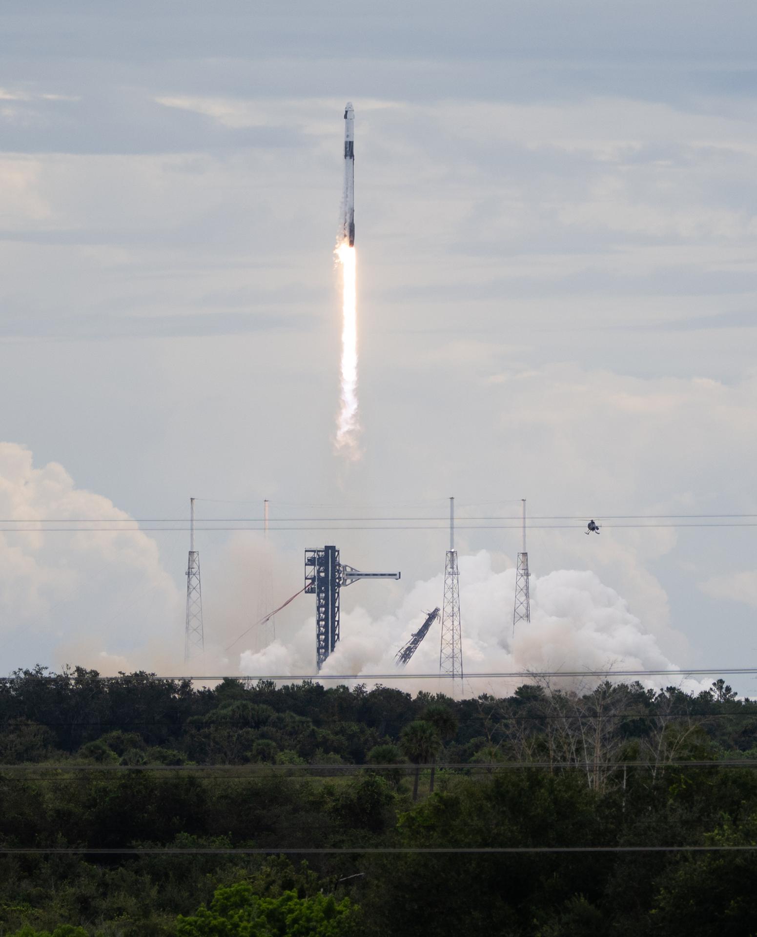 A SpaceX Falcon 9 rocket carrying the company's Dragon spacecraft is launched on NASA’s SpaceX Crew-13 mission to the International Space Station with NASA astronauts Jessica Watkins and Luke Delaney, CSA (Canadian Space Agency) astronaut Joshua Kutryk, and Roscosmos cosmonaut Sergey Teteryatnikov onboard, Thursday, Oct. 1, 2026, from Cape Canaveral Space Force Station in Florida. NASA’s SpaceX Crew-13 mission is the 13th crew rotation mission of the SpaceX Dragon spacecraft and Falcon 9 rocket to the International Space Station as part of the agency’s Commercial Crew Program. Watkins, Delaney, Kutryk, Teteryatnikov launched at 11:10 a.m. EDT from Space Launch Complex 40 at the Cape Canaveral Space Force Station to begin a mission aboard the orbital outpost. Photo Credit: (NASA/Joel Kowsky)