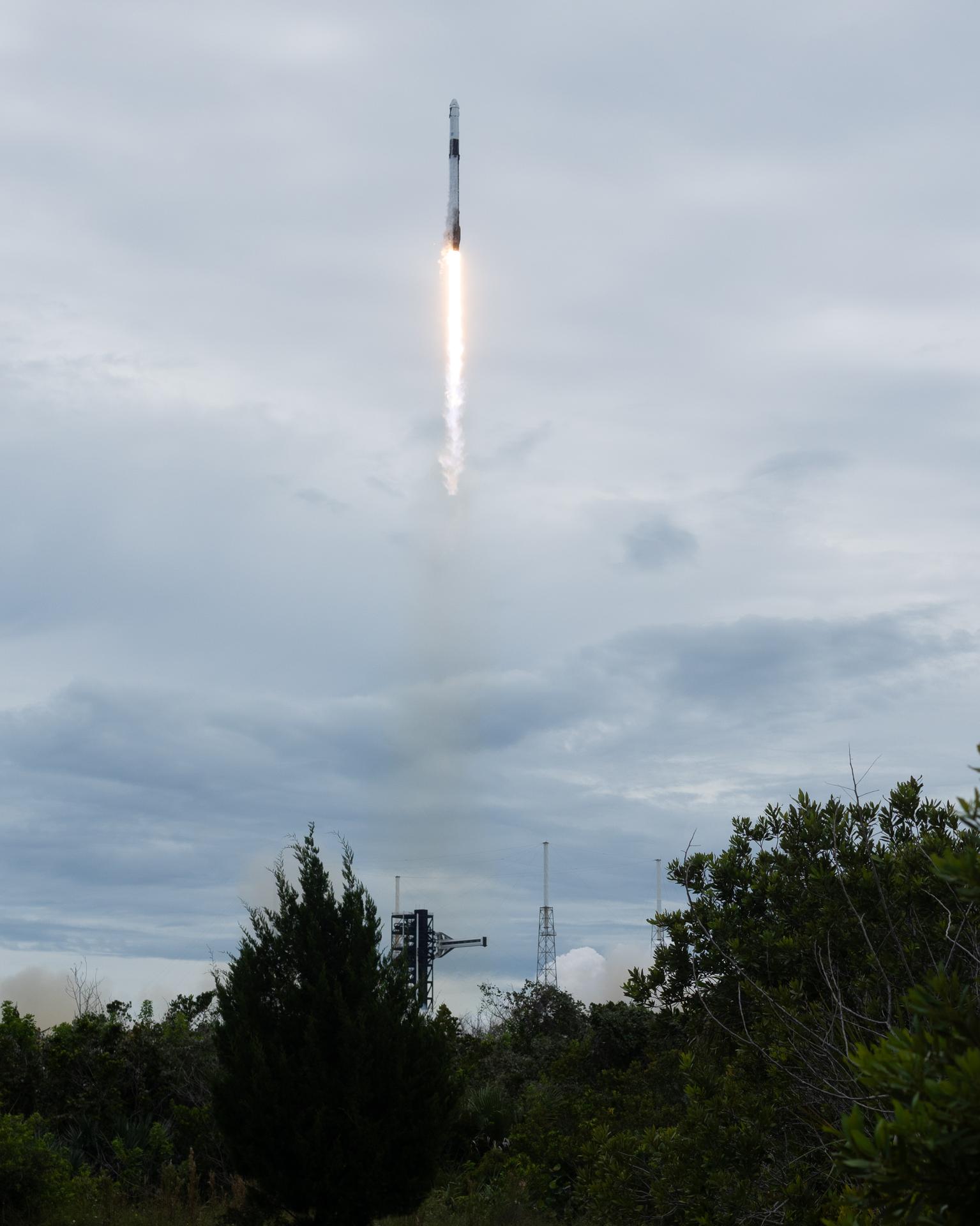 A SpaceX Falcon 9 rocket carrying the company's Dragon spacecraft is launched on NASA’s SpaceX Crew-13 mission to the International Space Station with NASA astronauts Jessica Watkins and Luke Delaney, CSA (Canadian Space Agency) astronaut Joshua Kutryk, and Roscosmos cosmonaut Sergey Teteryatnikov onboard, Thursday, Oct. 1, 2026, from Cape Canaveral Space Force Station in Florida. NASA’s SpaceX Crew-13 mission is the 13th crew rotation mission of the SpaceX Dragon spacecraft and Falcon 9 rocket to the International Space Station as part of the agency’s Commercial Crew Program. Watkins, Delaney, Kutryk, Teteryatnikov launched at 11:10 a.m. EDT from Space Launch Complex 40 at the Cape Canaveral Space Force Station to begin a mission aboard the orbital outpost. Photo Credit: (NASA/Joel Kowsky)