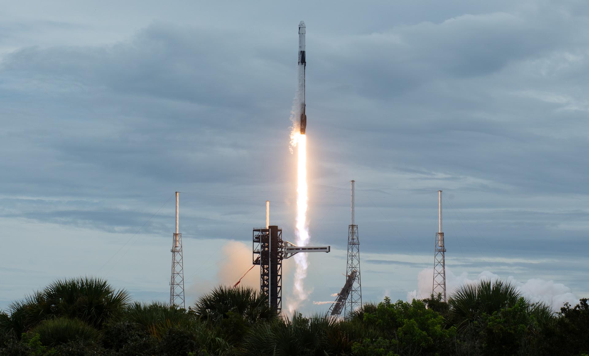 A SpaceX Falcon 9 rocket carrying the company's Dragon spacecraft is launched on NASA’s SpaceX Crew-13 mission to the International Space Station with NASA astronauts Jessica Watkins and Luke Delaney, CSA (Canadian Space Agency) astronaut Joshua Kutryk, and Roscosmos cosmonaut Sergey Teteryatnikov onboard, Thursday, Oct. 1, 2026, from Cape Canaveral Space Force Station in Florida. NASA’s SpaceX Crew-13 mission is the 13th crew rotation mission of the SpaceX Dragon spacecraft and Falcon 9 rocket to the International Space Station as part of the agency’s Commercial Crew Program. Watkins, Delaney, Kutryk, Teteryatnikov launched at 11:10 a.m. EDT from Space Launch Complex 40 at the Cape Canaveral Space Force Station to begin a mission aboard the orbital outpost. Photo Credit: (NASA/Joel Kowsky)