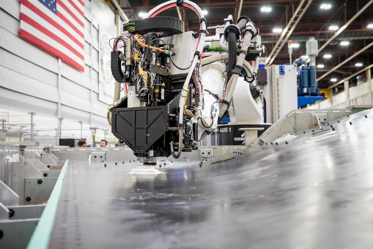 Lockheed Martin Photography By Garry Tice 1011 Lockheed Way, Palmdale, Ca. 93599 Event: SEG 410 Main Wing, COBRA Drillng Machine, Drilling Lower Wing Skins Date: 1/07/20 Additional Info: