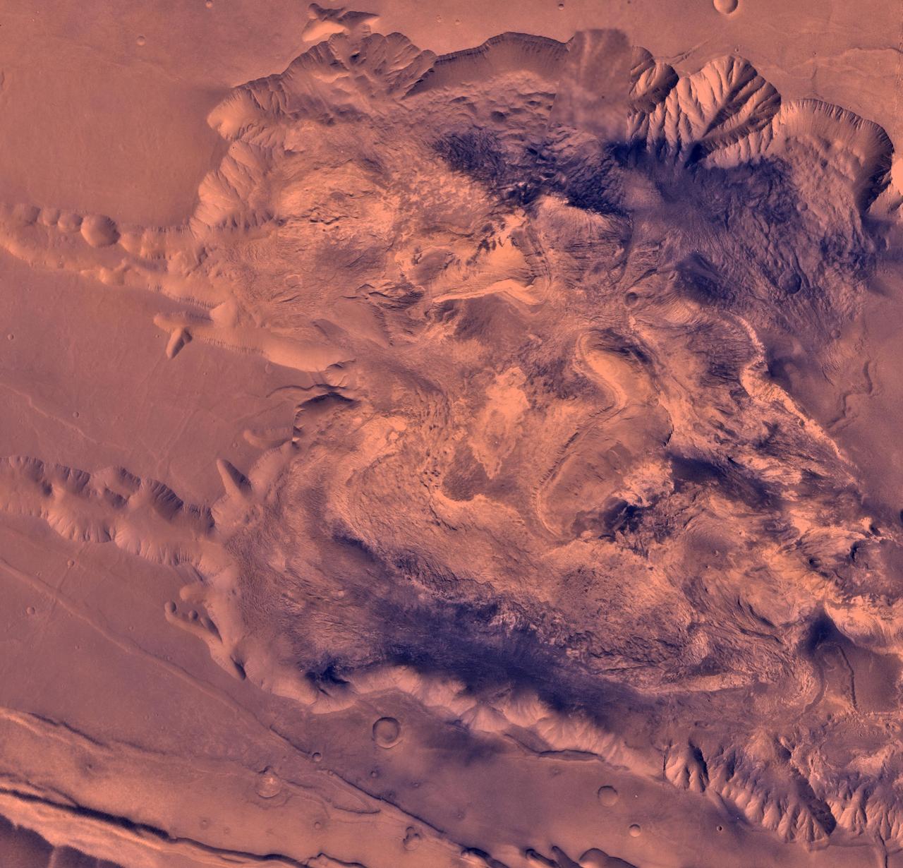 West Candor Chasma http://photojournal.jpl.nasa.gov/catalog/PIA00403
