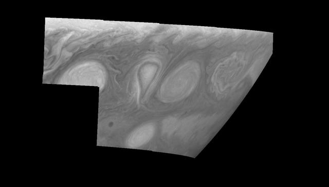 These images, taken on February 19, 1997 by NASA Galileo orbiter, show two of the three long-lived White Ovals that formed to the south of the Jupiter Great Red Spot.