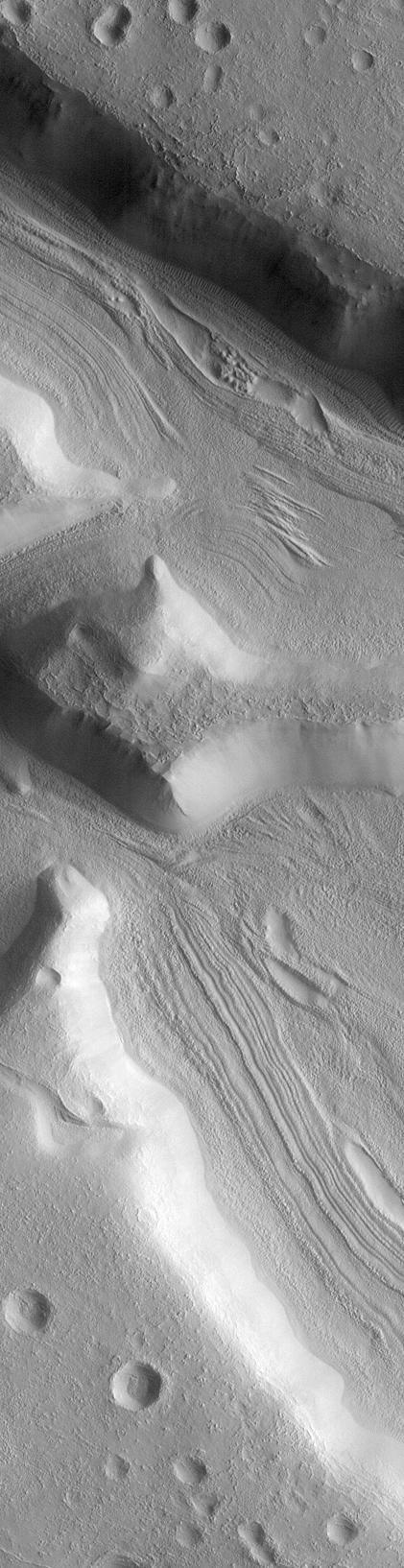Mars Fretted Terrain: Lineated Valley Fill