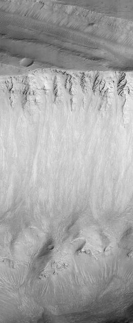 NASA image: East Tithonium Chasma Wall, Valles Marineris