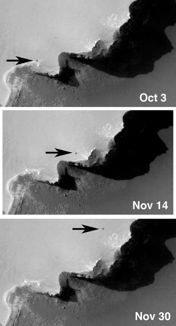 NASA image: Three-Frame Movie of Opportunity Rover at Victoria Crater