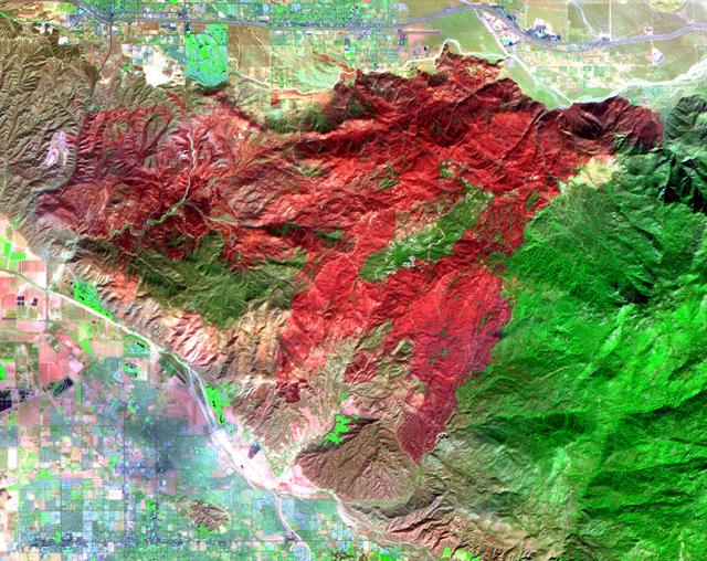 NASA image: Esperanza Fire near Palm Springs, California