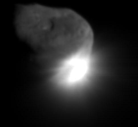 This image shows the initial ejecta that resulted when NASA Deep Impact probe collided with comet Tempel 1 at 10:52 p.m. Pacific time, July 3 1:52 a.m. Eastern time, July 4, 2005.