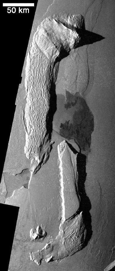 Rifting at Hiiaka Patera, Io?