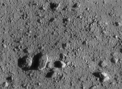 Final Eros Images: Range 700 meters 2,300 feet