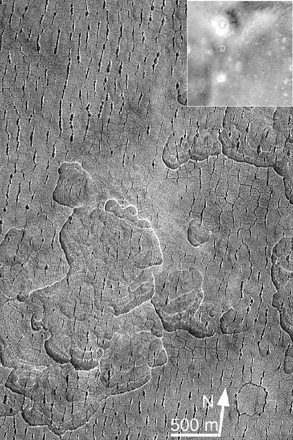 Fractures/Pits in Northern Plains Utopia Plains: 44.9 N, 274.7 W