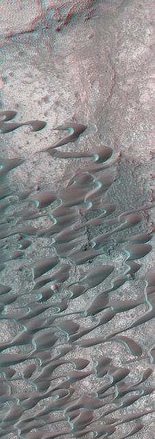 NASA image: Sand Dunes of Nili Patera in 3-D