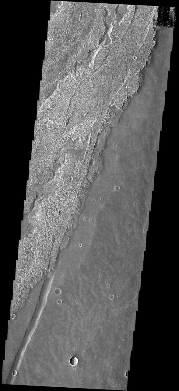 These relatively young lava flows are part of Arsia Mons