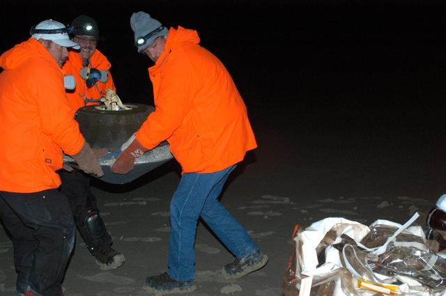 NASA image: Lifting Sample Return Capsule