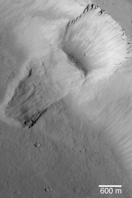 NASA image: Landslide in Kasei Valles