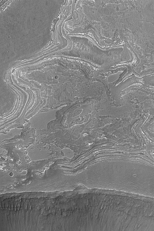 Layers Near Juventae Chasma