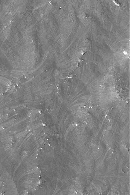 NASA image: Wind-Streaked Slopes