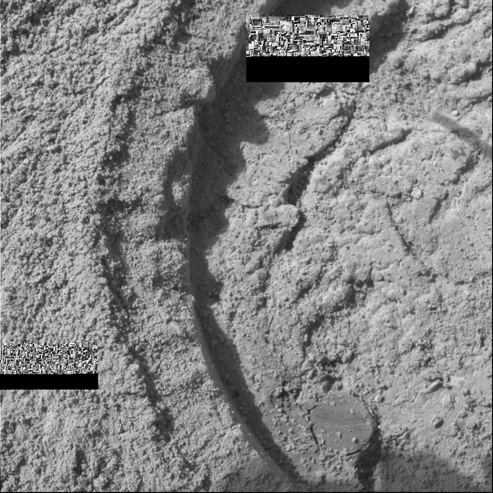 Opportunity Slices into the Surface of Mars