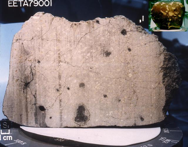 NASA image: Meteorite Linked to Rock at Meridiani