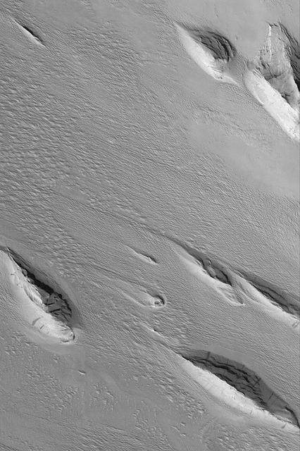 NASA image: Medusae Sulci Yardangs