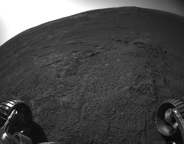 Tracks Inside Endurance