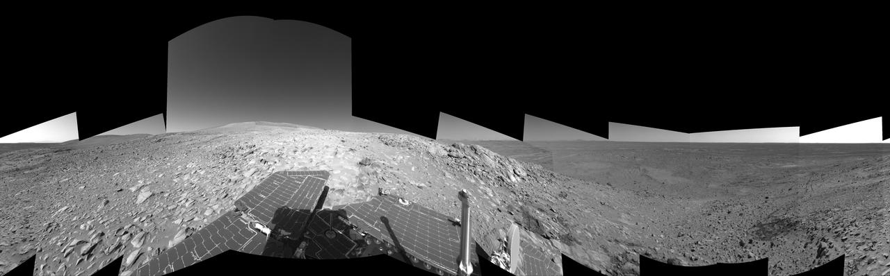 Making Tracks on Mars right-eye