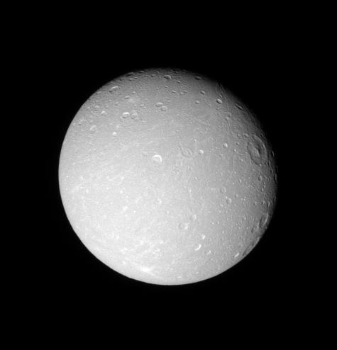 Detail on Dione Monochrome