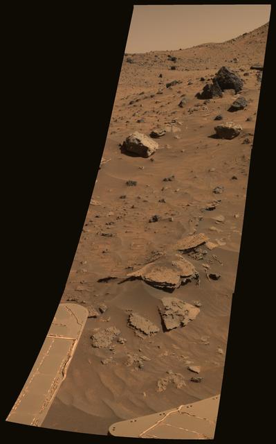 NASA image: Possible Meteorites in the Martian Hills
