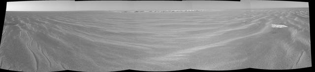 Opportunity First Glimpse into Victoria Crater